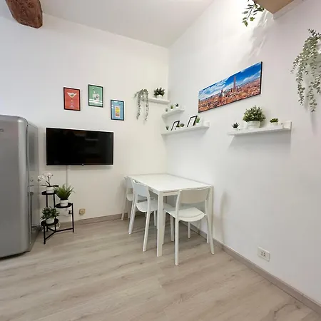 Apartman House *
